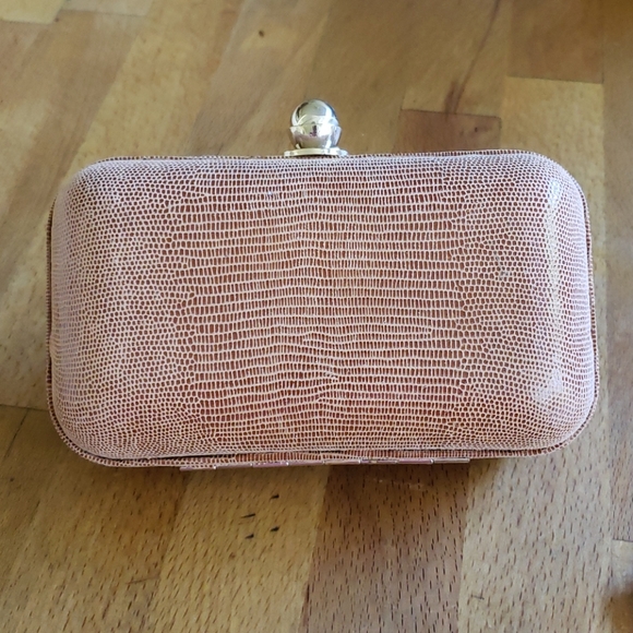 Ann Taylor Handbags - Ann Taylor clutch